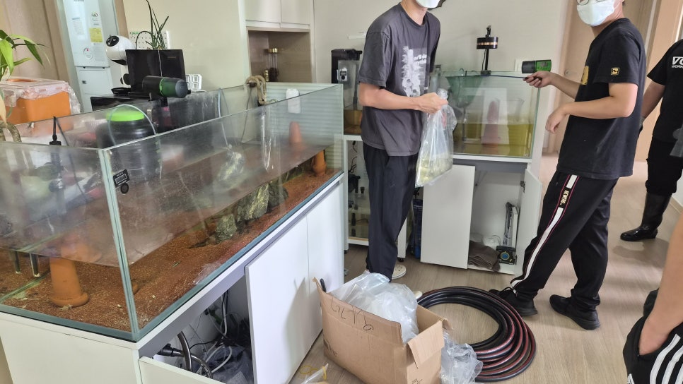 인천 중구 고독사 청소 현장 작업 사진 11