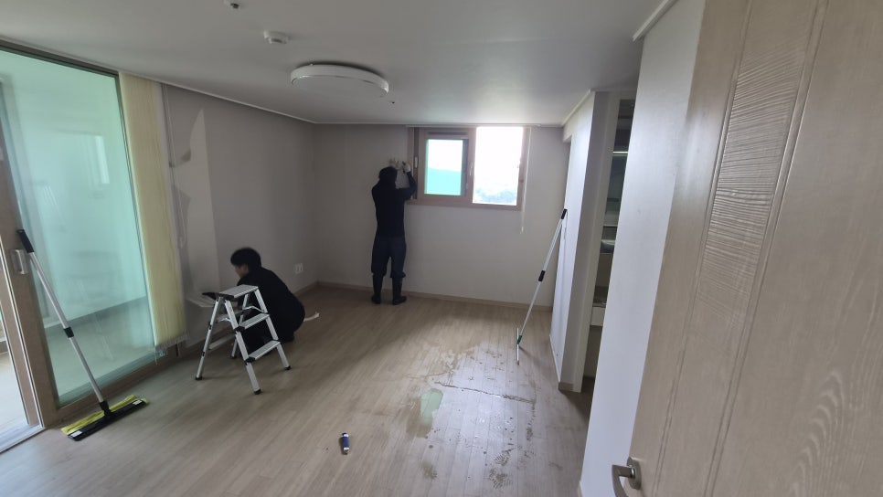 인천 중구 고독사 청소 현장 작업 사진 34