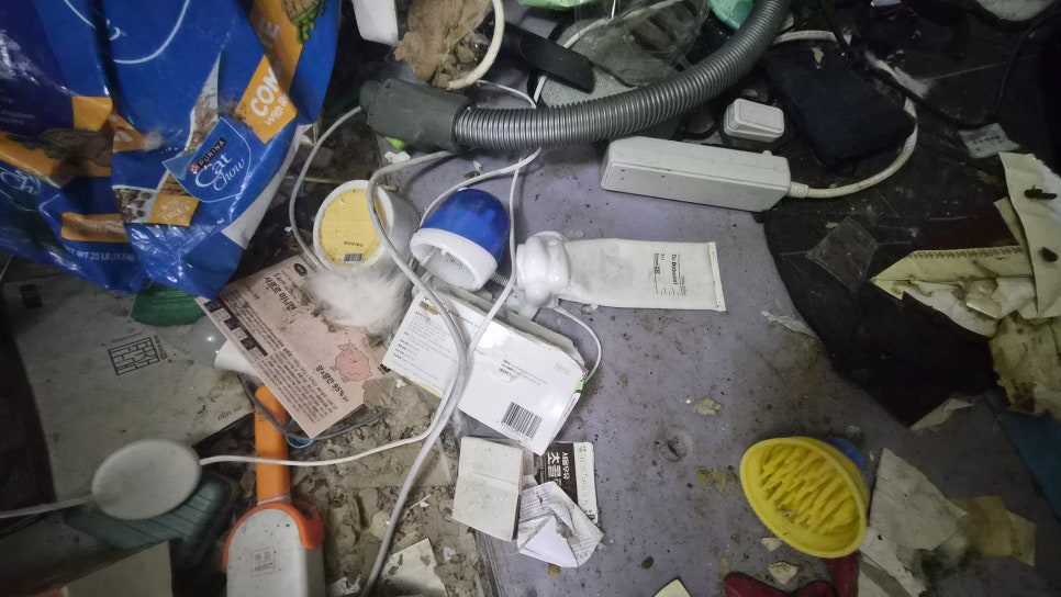 인천 미추홀구 집 쓰레기 청소 현장 작업 사진 8